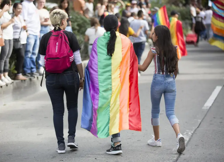 Marcha en el centro de Medellín de la comunidad LGBTI para reivindicar sus derechos civiles y rechazar la discriminación. Foto: EL COLOMBIANO