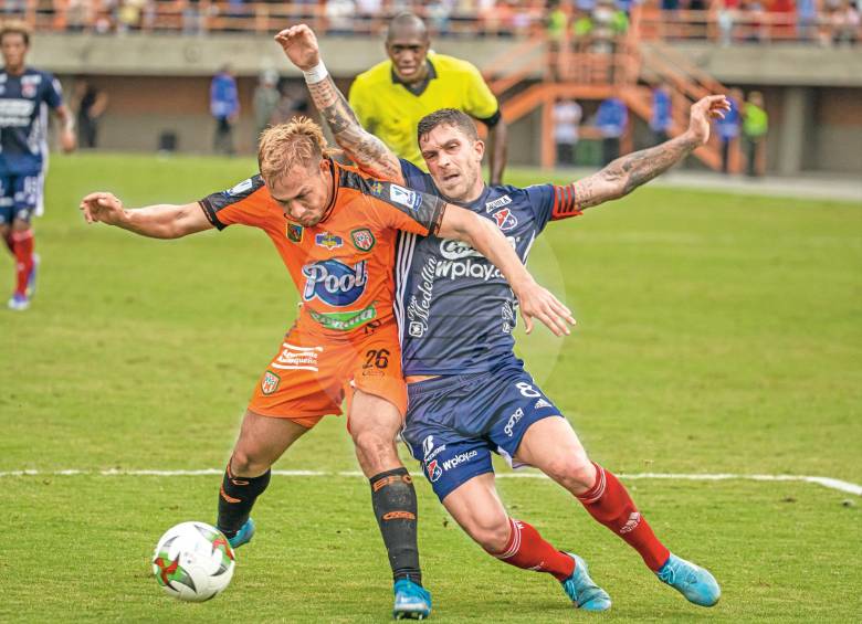 El duelo entre Envigado y DIM terminó igualado, sin goles, por lo que el Poderoso suma cinco puntos y Envigado uno en la tabla. FOTO CARLOS VELÁSQUEZ 