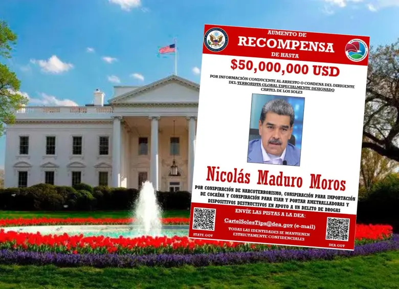 Así son los panfletos que Estados Unidos habría diseñado para tirarlo sobre Caracas. FOTO: AFP Y REDES SOCIALES