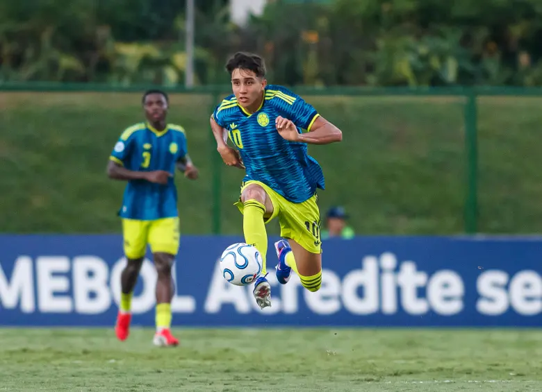 Samuel Martínez, el 10 de la Selección Colombia que jugará hoy la final del Sudamericano Sub-17 en Paraguay. Nació en Tuluá, Valle, y es hijo del exjugador Jairo ‘el Indio’ Martínez. FOTO GETTY