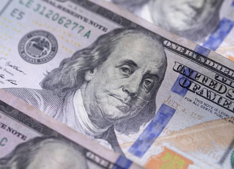 La TRM del dólar está hoy en $3.948. FOTO Carlos Velásquez
