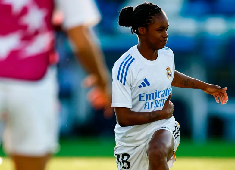 La futbolista vallecaucana Linda Caicedo es una de las figuras del cuadro madrileño femenino. FOTO: Tomada de X @RealMadridFem