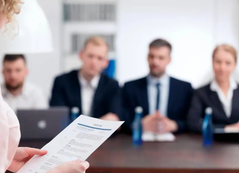 La contratación sin sesgos refuerza la reputación de la empresa y la convierte en un lugar más atractivo para trabajar. FOTO: SHUTTERSTOCK