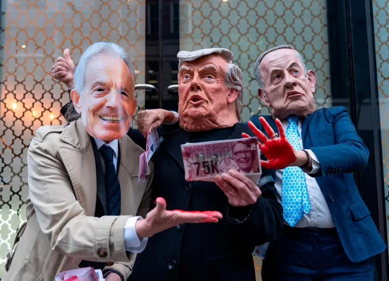 Miles de personas se movilizan en ciudades de Estados Unidos y Europa en rechazo a las políticas del gobierno y la guerra en Irán. FOTO GETTY