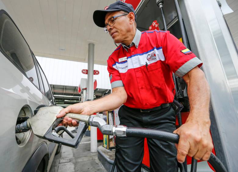 El precio promedio del galón de gasolina en las 13 ciudades principales del país quedó, en promedio, en $11.767. Foto: Esneyder Gutiérrez