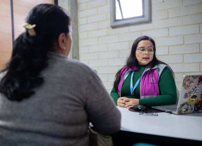 Imagen de referencia de una mujer atendida por las entidades del Distrito. FOTO: Cortesía