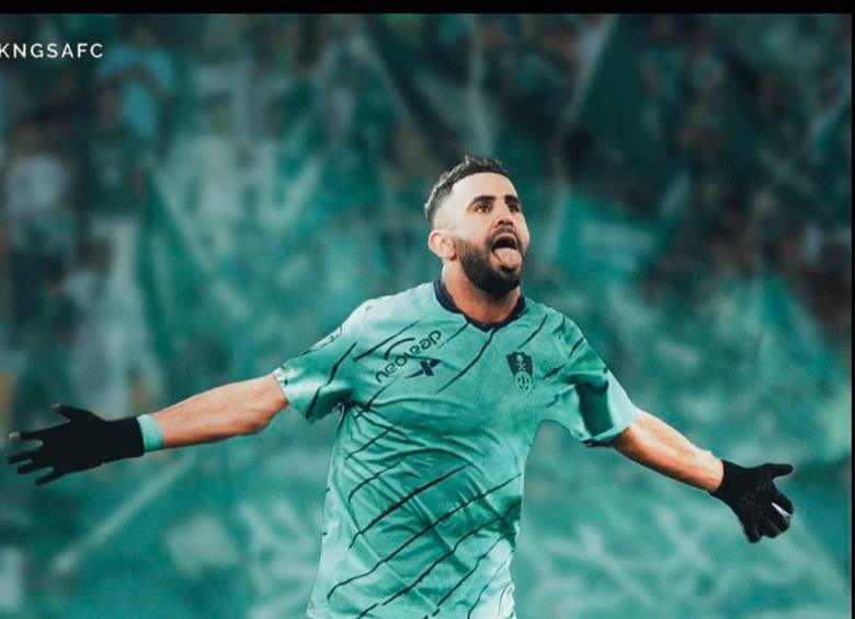  Riyad Mahrez jugó 5 temporadas en el Manchester City. FOTO TWITTER @ALAHLY
