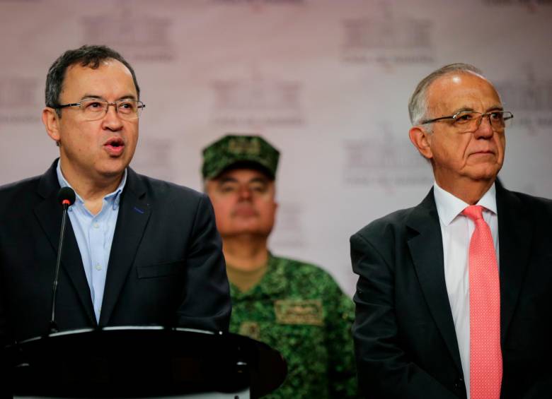 La Procuraduría estudia vincular, además de Alfonso Prada e Iván Velásquez, a otros funcionarios. FOTO COLPRENSA 