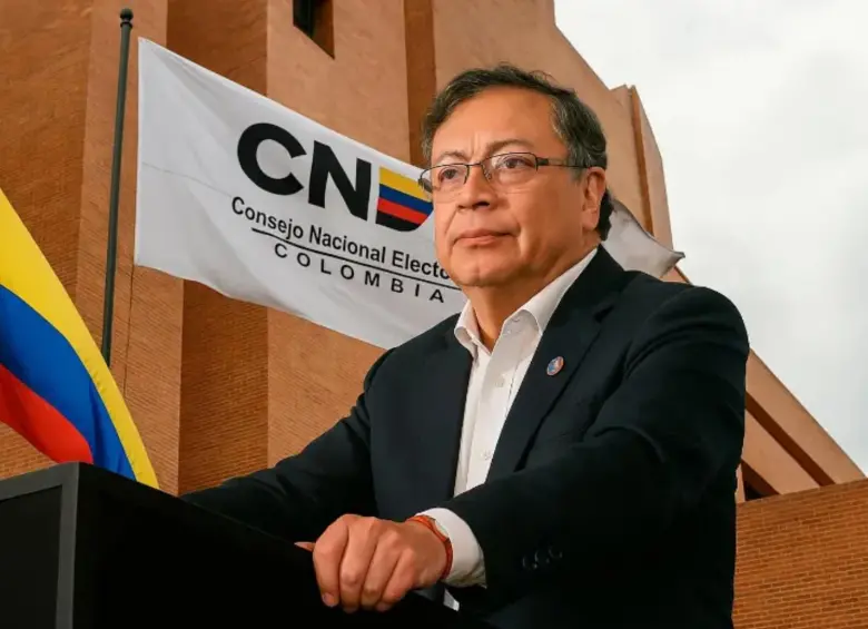 Campaña Petro presidente fue sancionada por violación de topes electorales. Foto: Colprensa