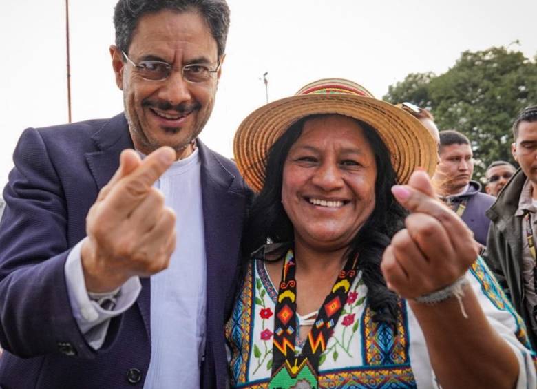 Iván Cepeda y Aida Quilcué. FOTO: Tomada de las redes sociales @aida_quilcue