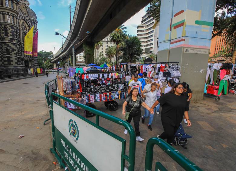 Fin del “abrazo” le dio nueva cara a la Plaza de Botero y trajo más turistas al centro de Medellín