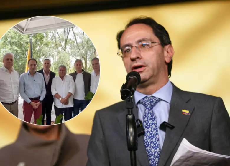 El vicepresidente se reunió con empresarios y el embajador encargado de Colombia en Venezuela para buscar soluciones a las relaciones comerciales con el vecino país. Fotos: Colprensa y captura video @jrestrp