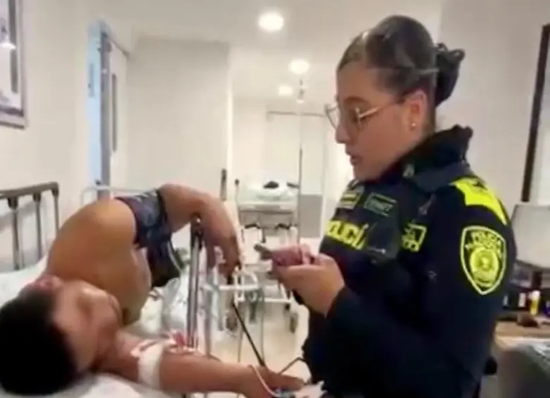 Momento en que uno de los implicados queda capturado por la Policía. FOTO: Cortesía