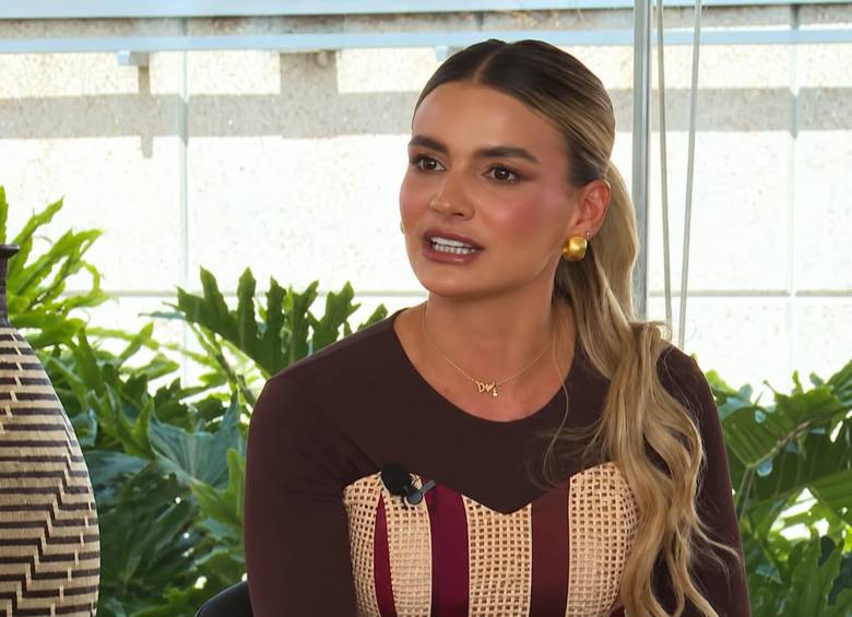 Ana Lucía Pineda, primera dama explicó que hará con los recursos para atender daminificados por el terremoto. Foto: captura de video