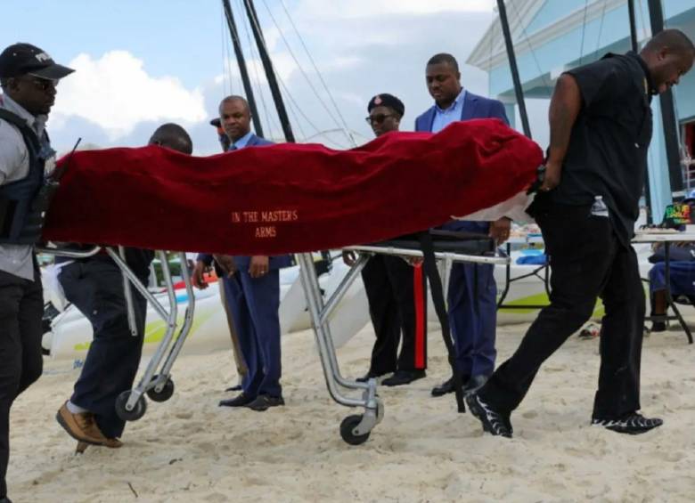 A pesar de los incansables intentos por reanimarla, la mujer ya no contaba con signos de vida, según detalló el informe de la Real Policía de Bahamas. FOTO: TWITTER @soyluisgabriel1
