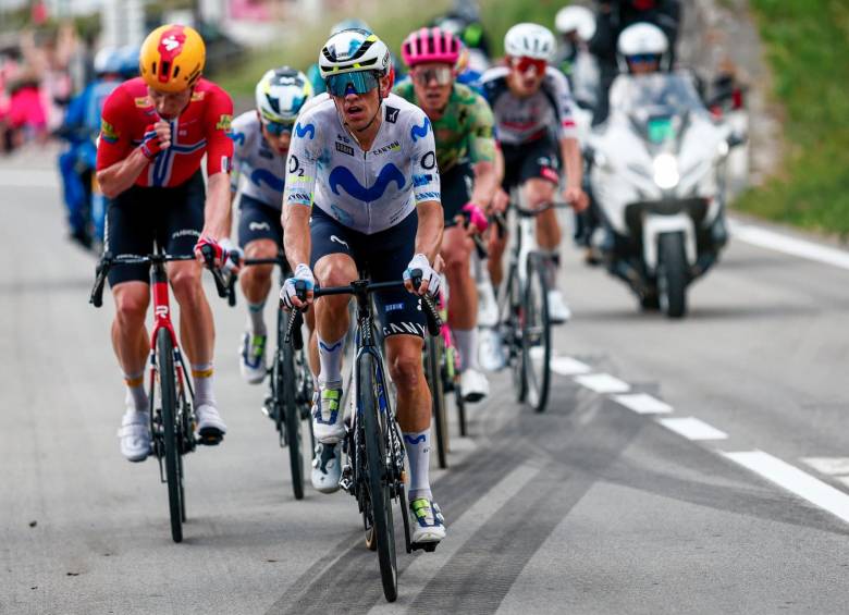 El ciclista boyacense Einer Rubio hizo una buena presentación en la novena etapa del Giro de Italia. Foto: toamada del x de @MovistarTeam
