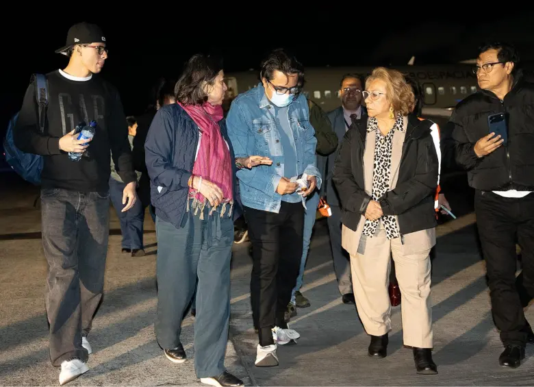 El activista llegó al aeropuerto de Catam en la noche de este jueves. Foto: Redes sociales