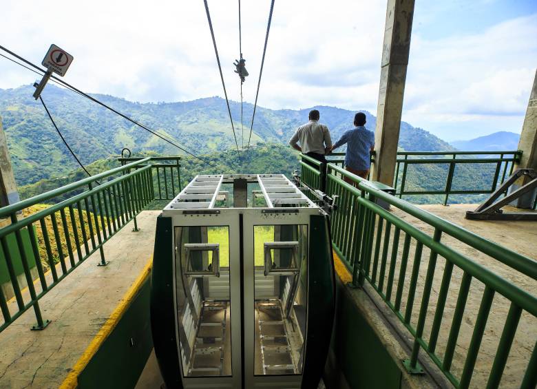 Vista del teleférico de San Sebastián de Palmitas desde la estación Teresitas. Foto: Andrés Camilo Suárez Echeverry