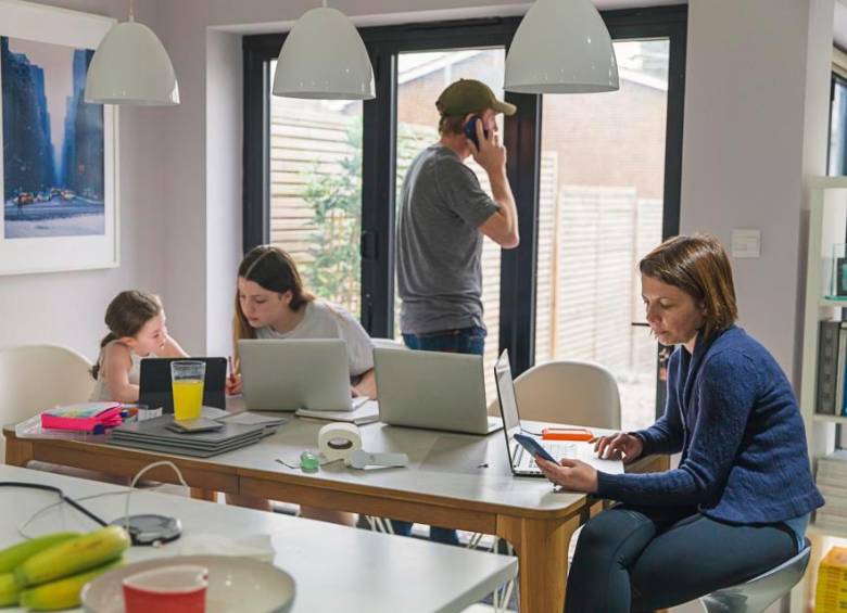 El trabajo virtual sigue consolidándose en el país. FOTO: GETTY