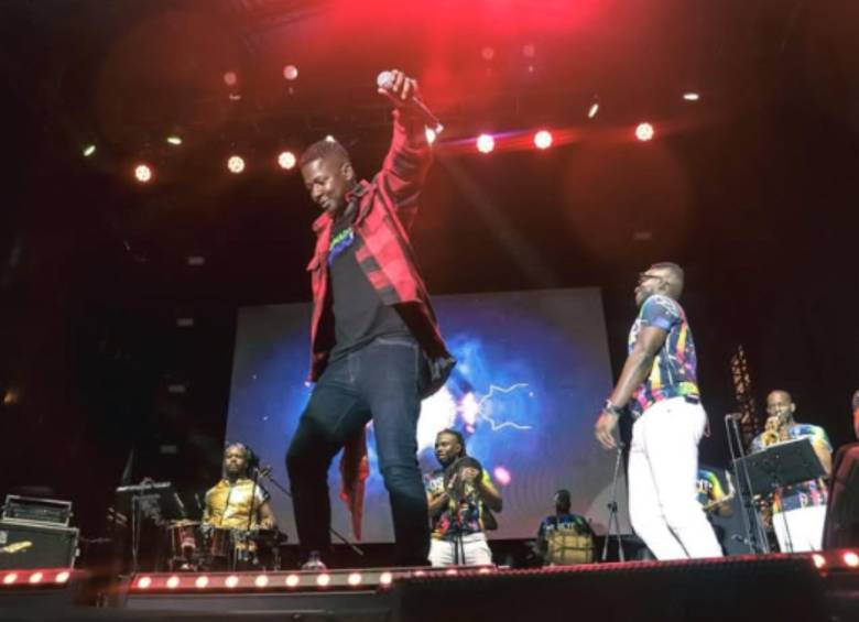 Los Reyes de la Chirimía en medio de una presentación. FOTO: Redes sociales Los Reyes de la Chirimía