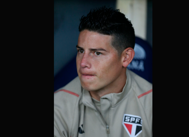 James Rodríguez estuvo en el banco de emergente durante todo el partido entre Sao Paulo y Corinthians, semifinales vuelta de Copa de Brasil. FOTO GETTY