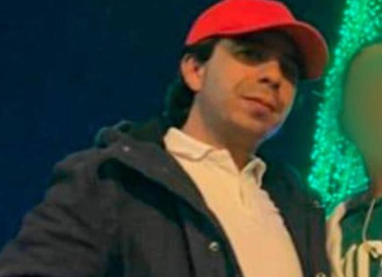 Steven Castellanos Ramos, ahora llamado legalmente como Steven Char Ramos, creció en la ciudad de Bogotá. FOTO: Redes sociales Steven Castellanos