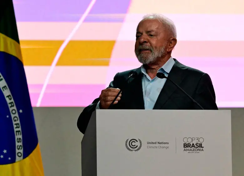 El presidente Luiz Inácio Lula da Silva inauguró la COP30 en Belém con un llamado a convertir las promesas climáticas en acciones concretas. FOTO AFP 