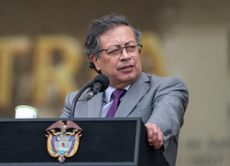 Para el 64 % de los encuestados el proyecto de paz total del Gobierno del presidente Gustavo Petro va por mal camino. FOTO: PRESIDENCIA