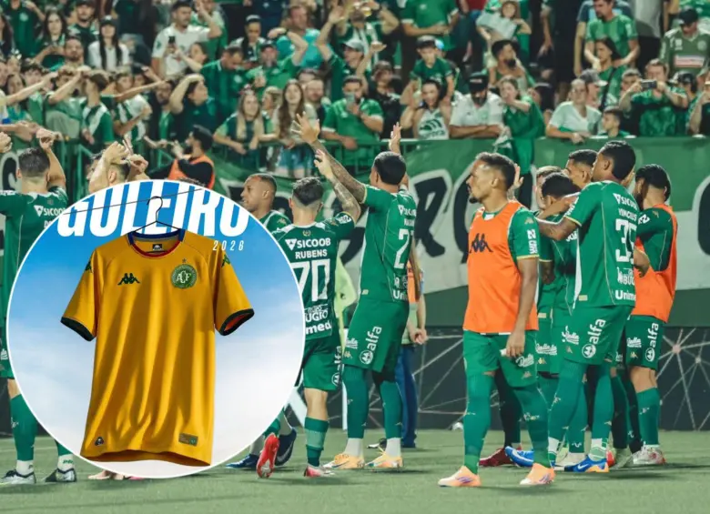 Chapecoense dio a conocer una nueva indumentaria en homenaje a Colombia. Fotos: @chapecoensereal