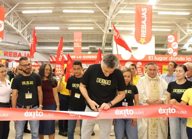 Primer Outlet Éxito en hogar, moda y electrodigital.