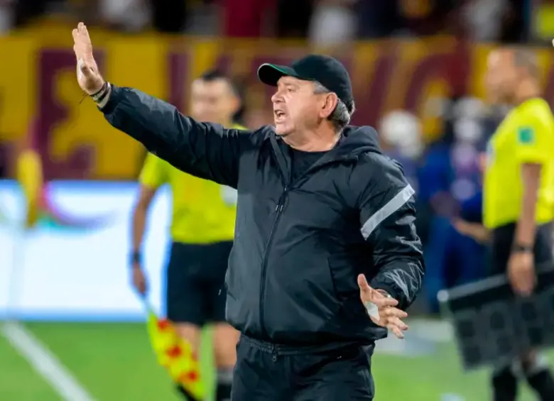 El entrenador antioqueño Hernán Darío Herrera dirige al Once Caldas desde finales de 2023, cuando relevó a Pedro Sarmiento (QEPD). FOTO: JUAN ANTONIO SÁNCHEZ
