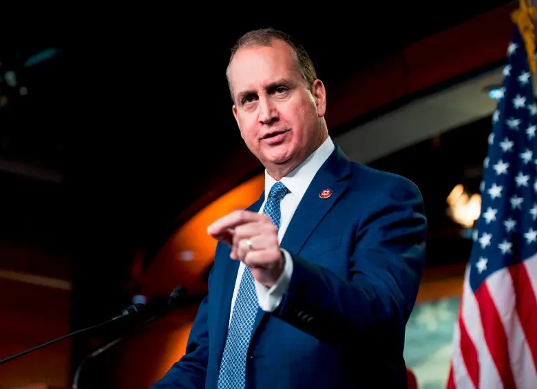 En mensaje de videoconferencia a los comerciantes colombianos, el congresista estadounidense, Mario Díaz-Balart, criticó al presidente Gustavo Petro. FOTO GETTY