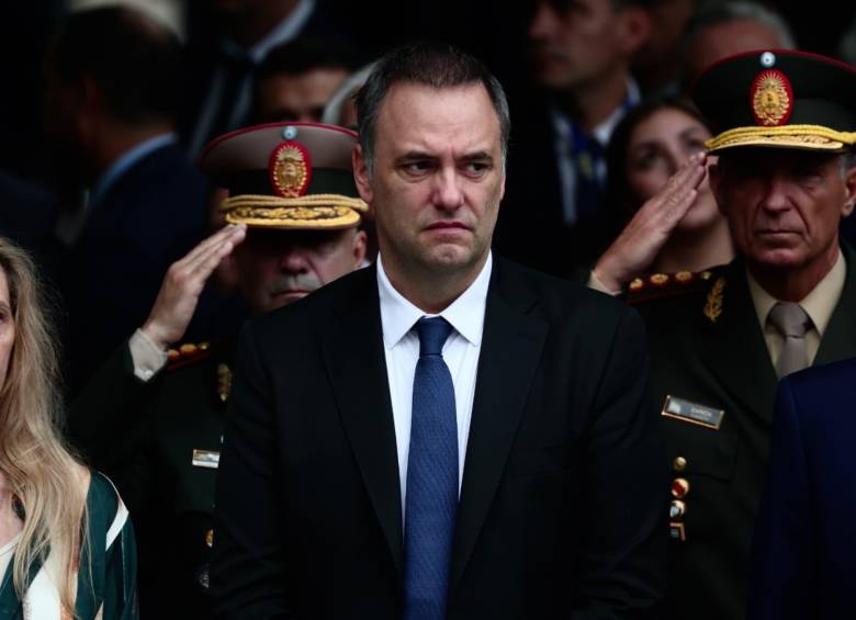 Manuel Adorni junto a Karina Milei, hermana del presidente y tal vez la mujer más poderosa de Argentina. Foto: Getty.