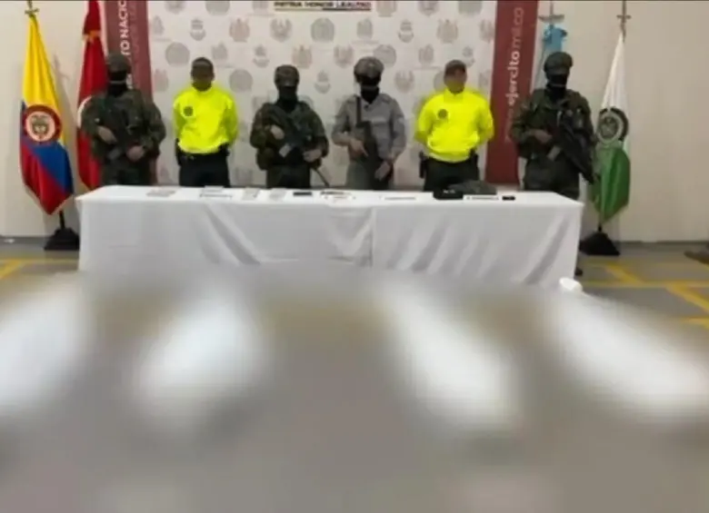 El hecho se dio en una operación militar en el Meta durante el primer fin de semana del nuevo gobierno. FOTO Twitter @ABDELAESPRIELLA