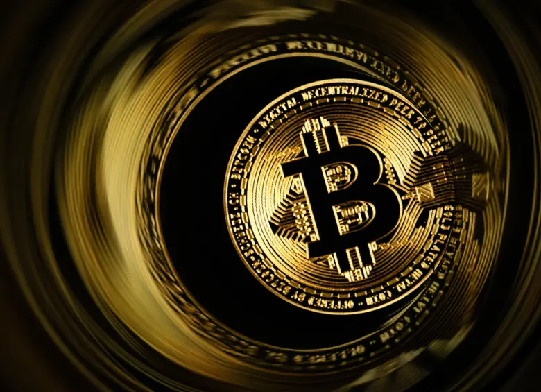 El periodista John Carreyrou analizó cientos de correos electrónicos inéditos y patrones de lenguaje para llegar a esa conclusión. FOTO: AFP