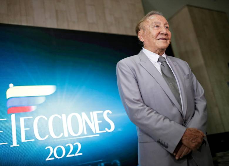 Con “otrosí”, Hernández metería al ELN en la paz 