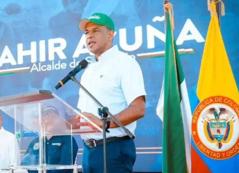 Al alcalde de Sincelejo, Yahir Acuña, en polémica por pedir permiso para irse al mundial. Foto: Colprensa