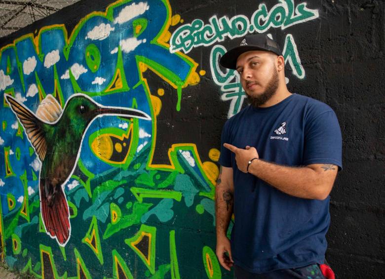 Cristian Álvarez —grafitero y fundador de Casa Loma. Es conocido en el mundo del arte con el nombre de Bicho. FOTO Carlos Velásquez