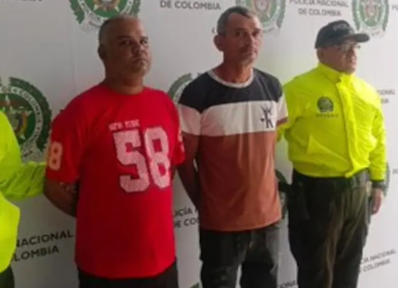 La captura de los dos ciudadanos de origen venezolano identificados como Jesús Alberto Hernández Morales y Kelvis Daniel Sequeira Delgado. FOTO: Policía Nacional