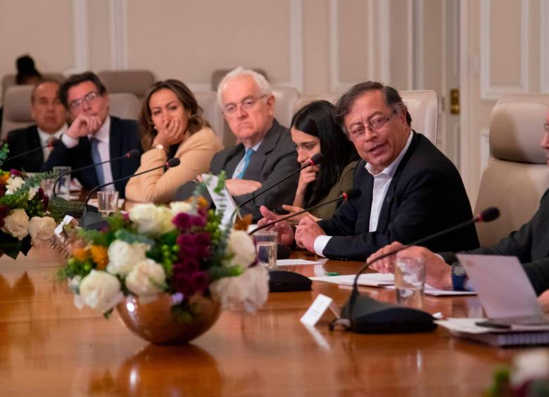 El presupuesto proyecta gastar $435 billones en todo 2024, lo que significa un aumento de 7,2% frente al monto de 2023. Foto: Cortesía