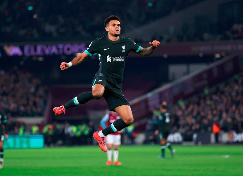 Luis Díaz espera iniciar este 2025 de la misma manera en la que cerró el año pasado, con goles y asistencias para el Liverpool. FOTO Getty
