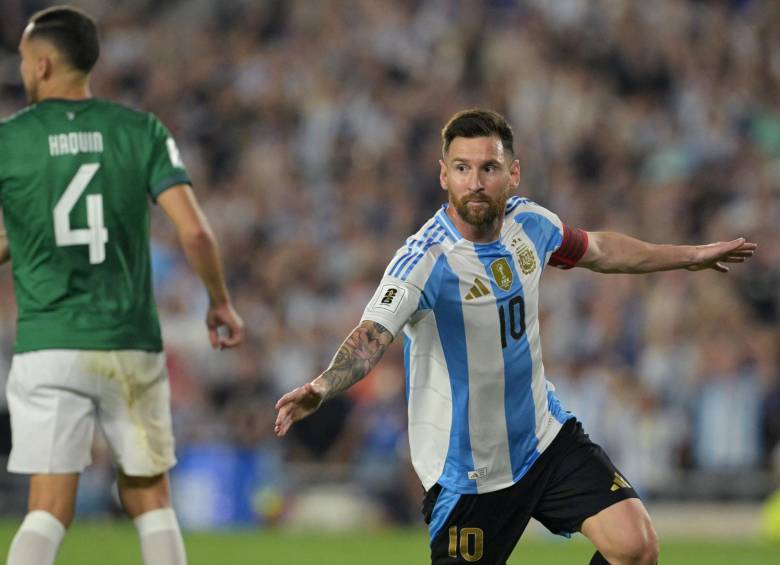 Leo Messi anoto triplete en el encuentro contra Bolivia. FOTO: CONMEBOL 