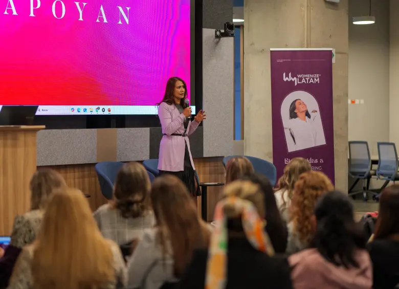 Womenize Latam ha impactado a más de 10.000 mujeres en nueve países con mentorías, eventos y programas de formación en tecnología y liderazgo. FOTO cortesía