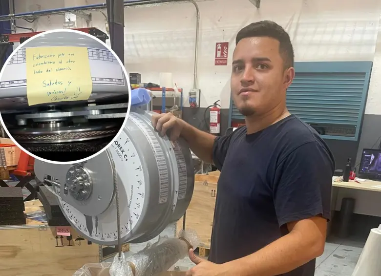 Camilo Andrés Martínez y la nota que envió desde España. Foto: Metro de Medellín