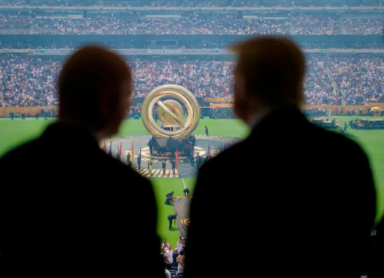 Gianni Infantino y Donald Trump en la final del Mundial de Clubes en el MetLife Stadium de Nueva Jersey. FOTO: Tomada de X @WhiteHouse