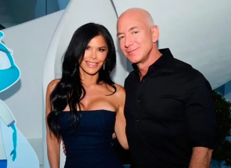 Jeff Bezos y su prometida, Lauren Sánchez. FOTO: Tomada de Instagram @jeffbezos