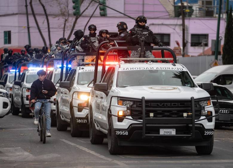 Operativos de seguridad en Jalisco dejaron 41 capturados tras disturbios por la muerte de “El Mencho”. FOTO: Getty Images. 