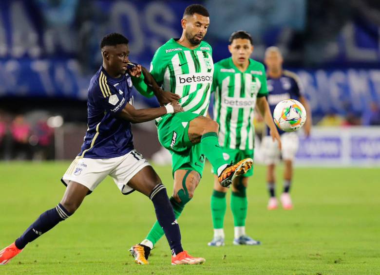 En la imagen aparece Edwin Cardona, el goleador de Nacional y de la Liga en este inicio de torneo. FOTO COLPRENSA