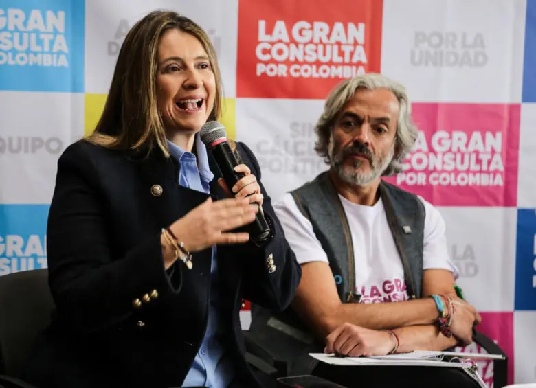 Juan Daniel Oviedo ocupó el segundo lugar en la Gran Consulta, detrás de Paloma Valencia. Foto: Colprensa Juan Daniel Oviedo ocupó el segundo lugar en la Gran Consulta, detrás de Paloma Valencia. Foto: Colprensa