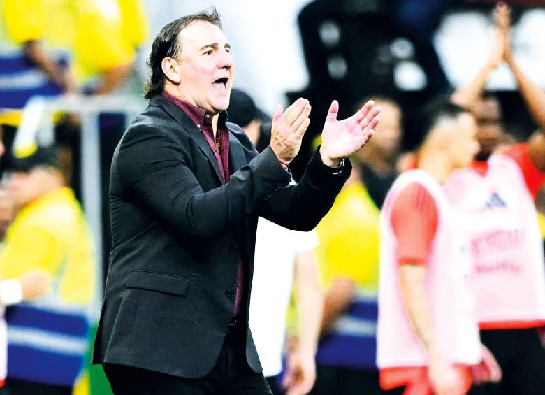 El técnico Néstor Lorenzo seguirá con su base de cara a los amistosos frente a Croacia y Francia. FOTO GETTY